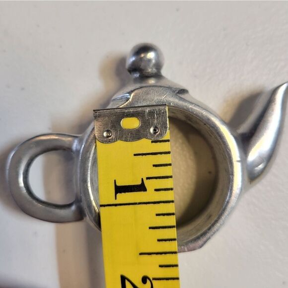 Silver Toned Teapot Napkin Rings Napkin Ring Holders - Picture 7 of 7